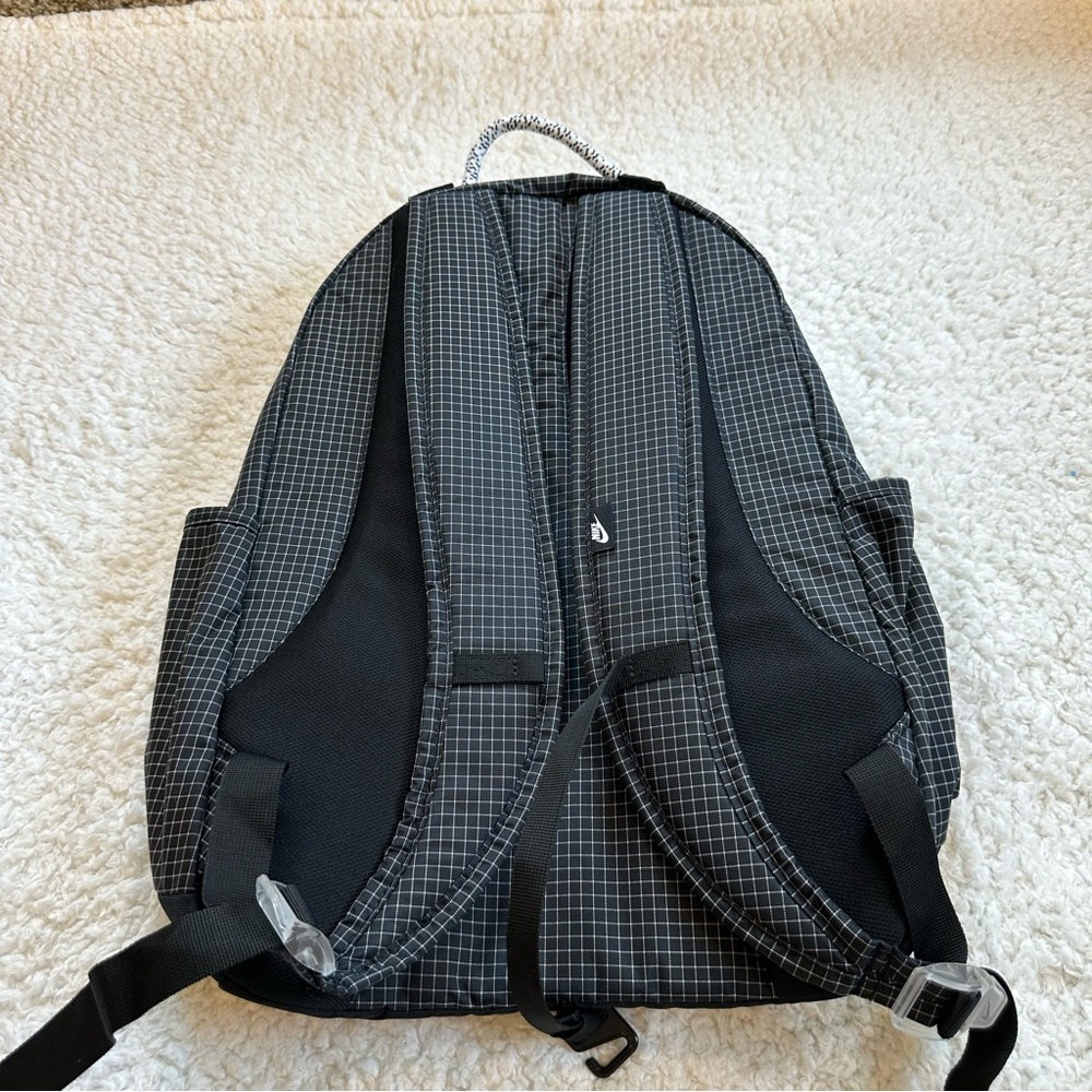 New | Nike backpack - Picture 7 of 10